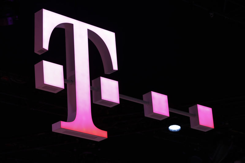 Europe Higher, Boosted by Deutsche Telekom, Covestro