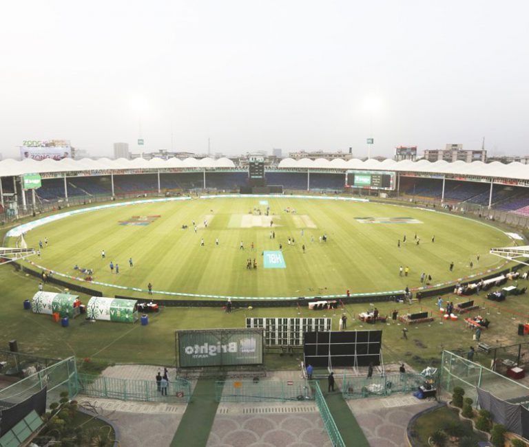 Pakistan postpones T20 league after player shows coronavirus symptoms